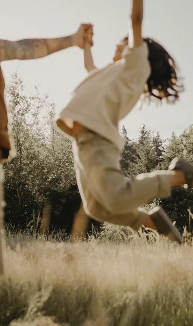 Oldfield station carousel image 17